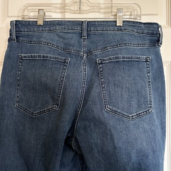 Old Navy WOW Loose Jeans Sz 16 Short High Rise Relaxed Fit Medium Wash Denim - Picture 4 of 7